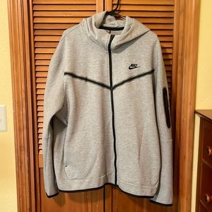 Mens XXL Nike zip-up sweatshirt
